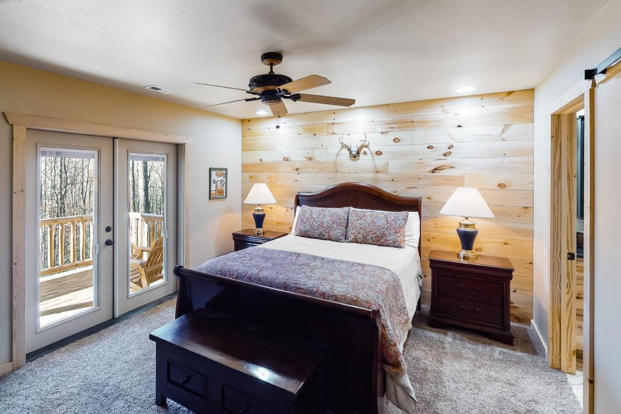 Little Bear Villa Maggie Valley Bagian luar foto