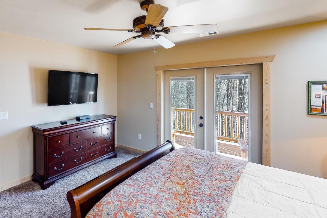 Little Bear Villa Maggie Valley Bagian luar foto