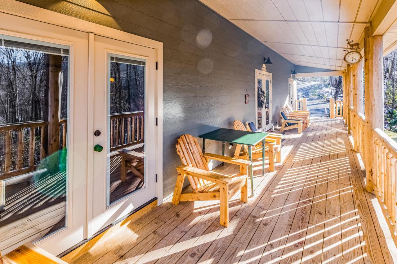 Little Bear Villa Maggie Valley Bagian luar foto